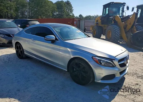 2017 Mercedes-Benz C 300 4Matic z USA, uszkodzony, nr VIN WDDWJ4KB3HF337581